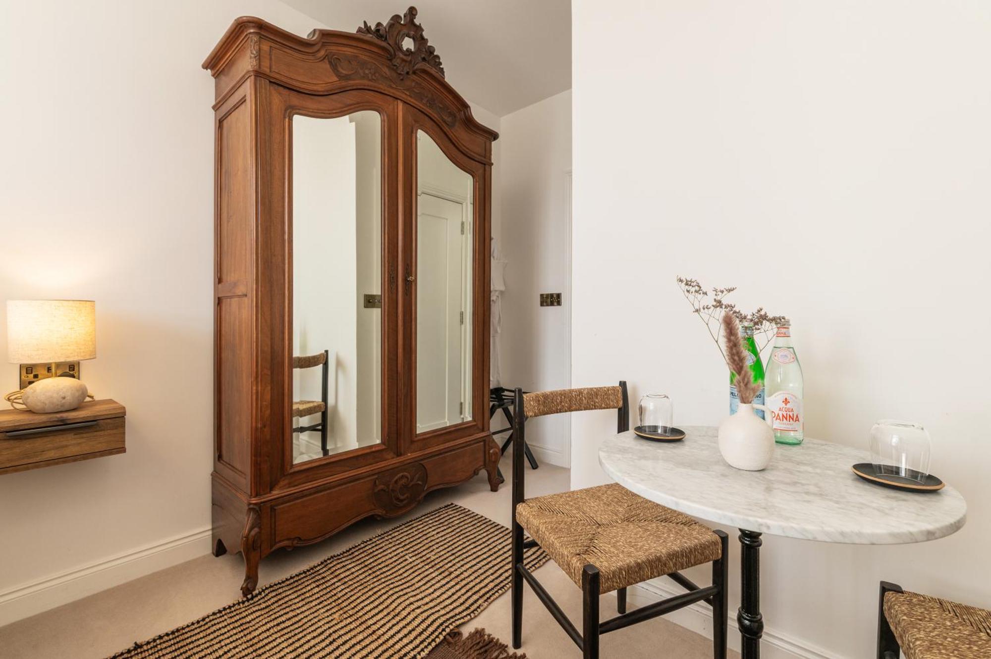 Number 59 Dublin Hotel Bagian luar foto
