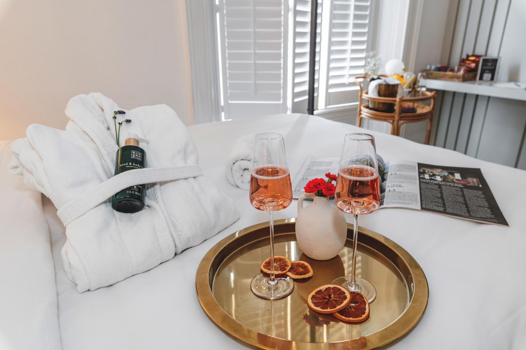 Number 59 Dublin Hotel Bagian luar foto